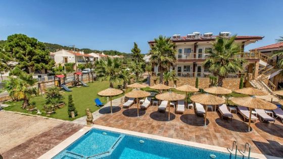 Greek Pride Hotel and Apartments