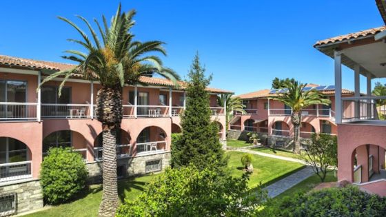 Hanioti Village Resort