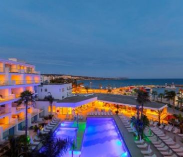 LIMANAKI BEACH HOTEL AND SUITES