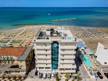 HOTEL IMPERIAL BEACH RIMINI