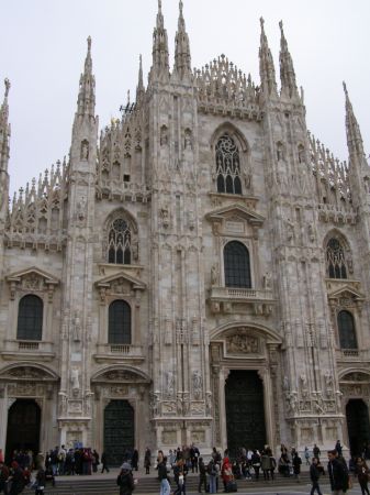 Екскурзия до Милано със самолет